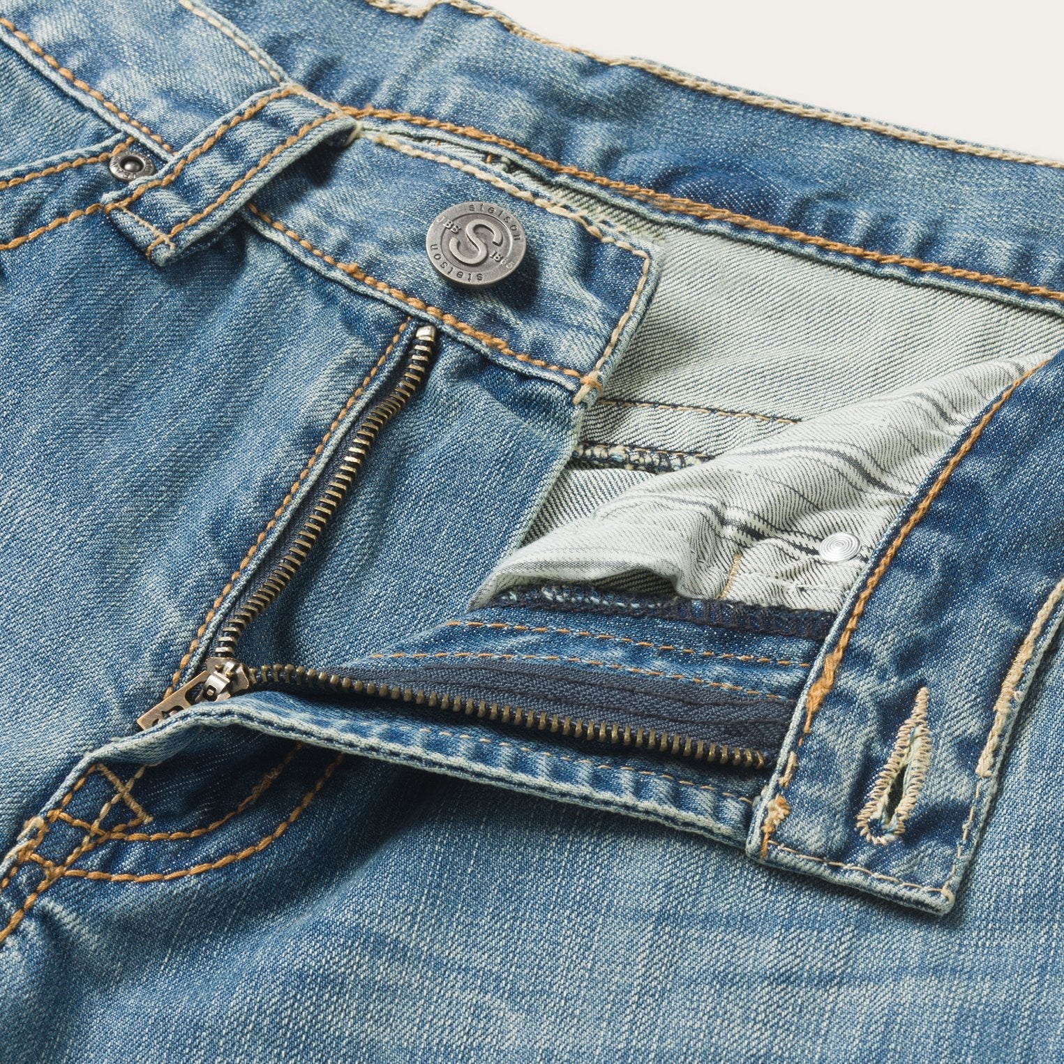 1520 Fit Light Wash Jeans With Tacking Blue | Stetson Men