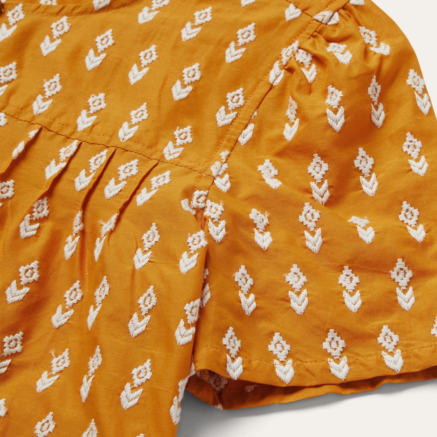 Short-Sleeved Aztec Blouse Yellow | Stetson Women