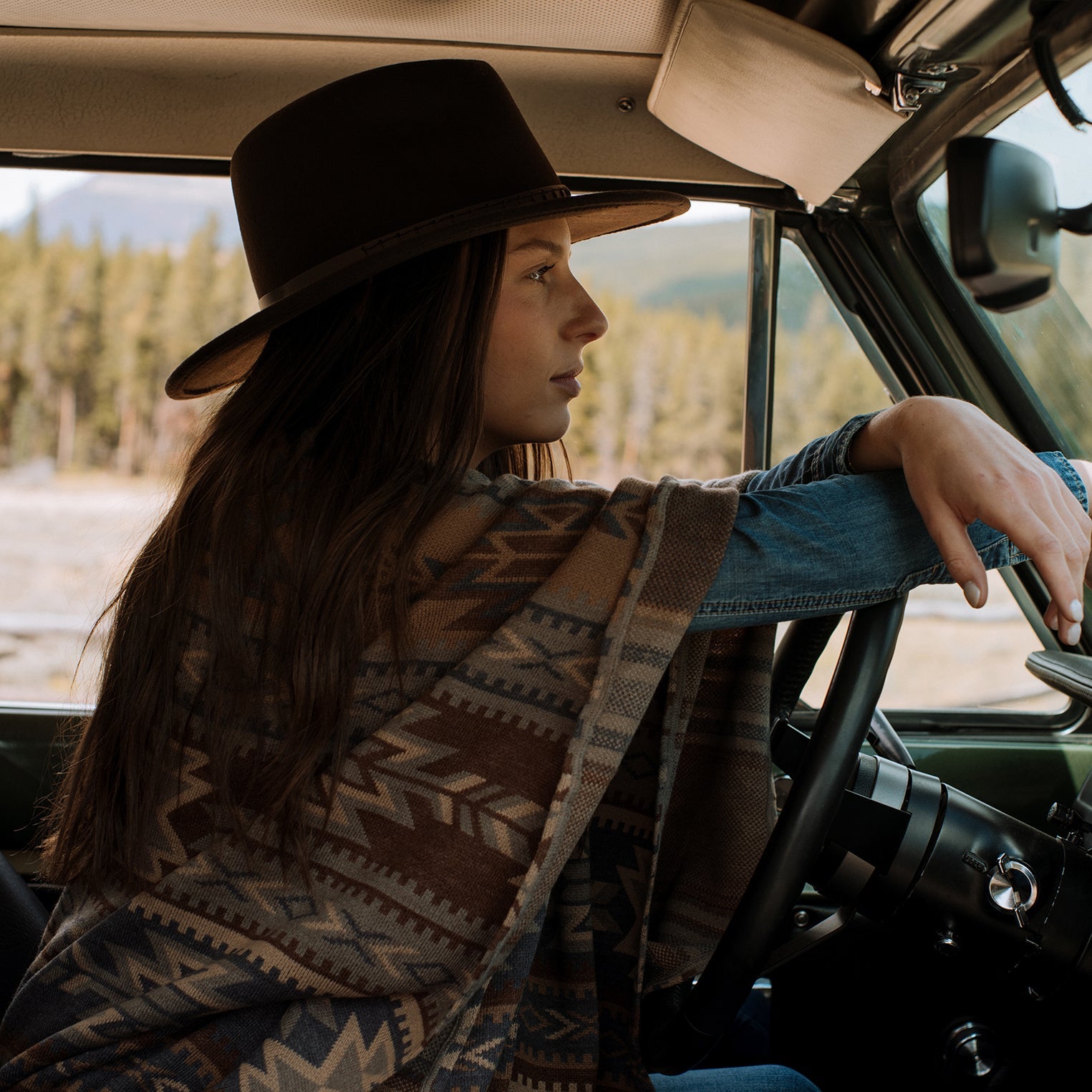 Aztec Print Sweater Poncho Multi | Stetson Women