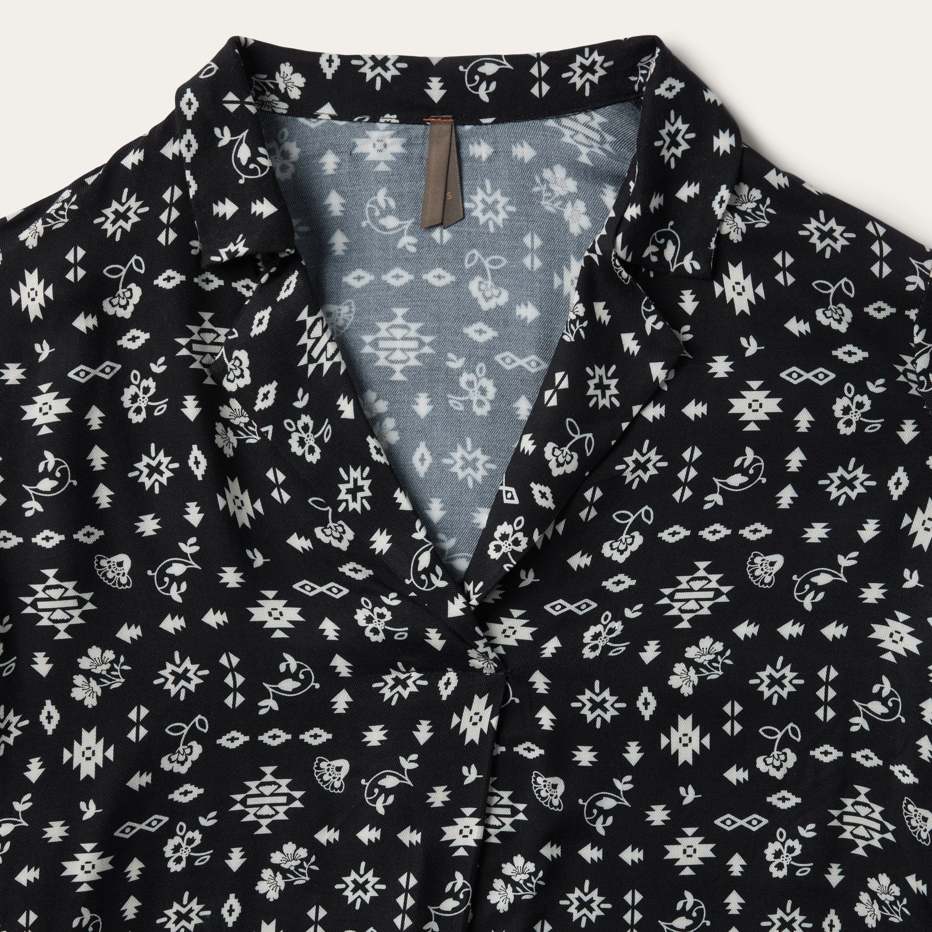 Southwestern Ditzy Print Blouse Black | Stetson Women