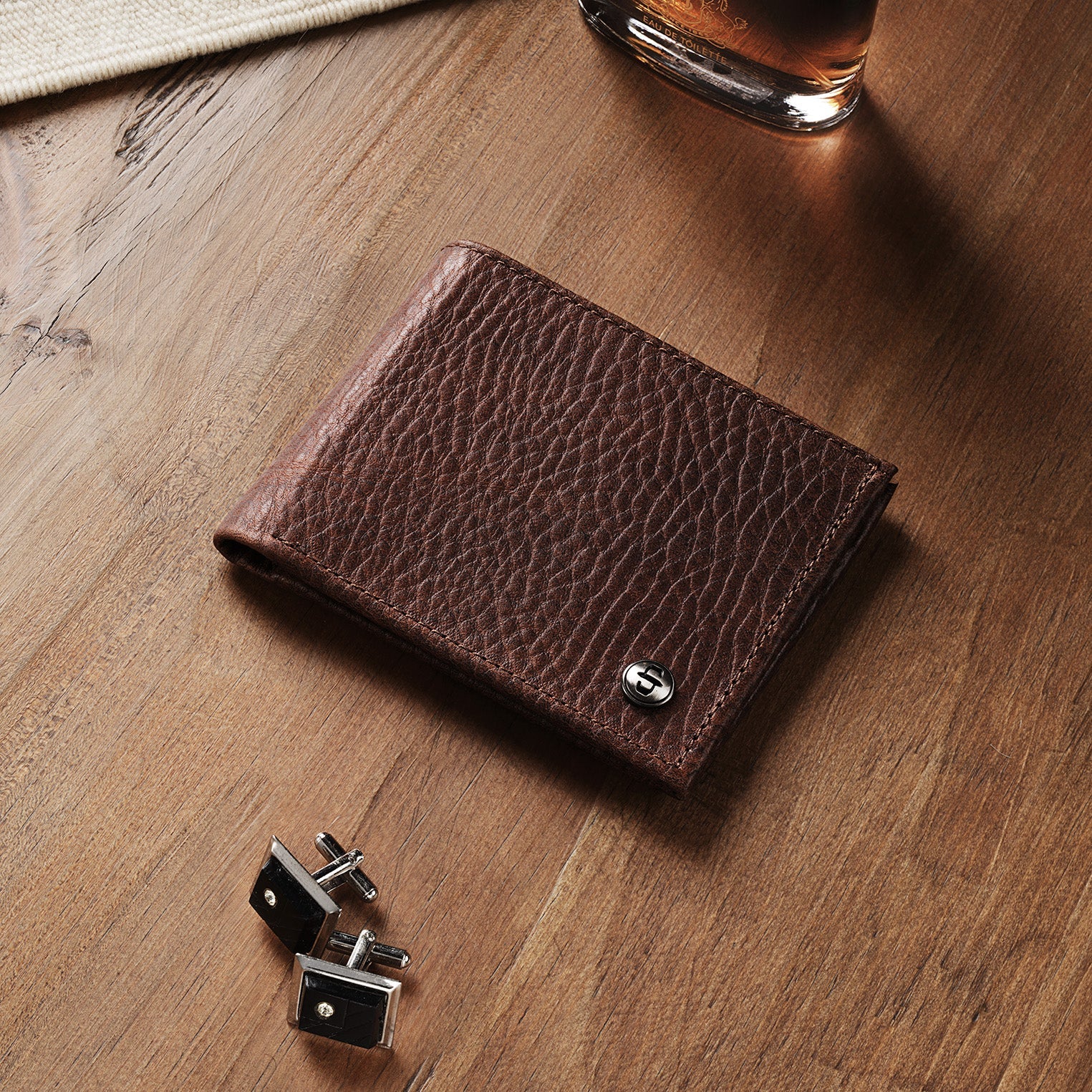 Bison Leather Stetson Rivet Bi-Fold Wallet Hazelnut Bison | Stetson Men