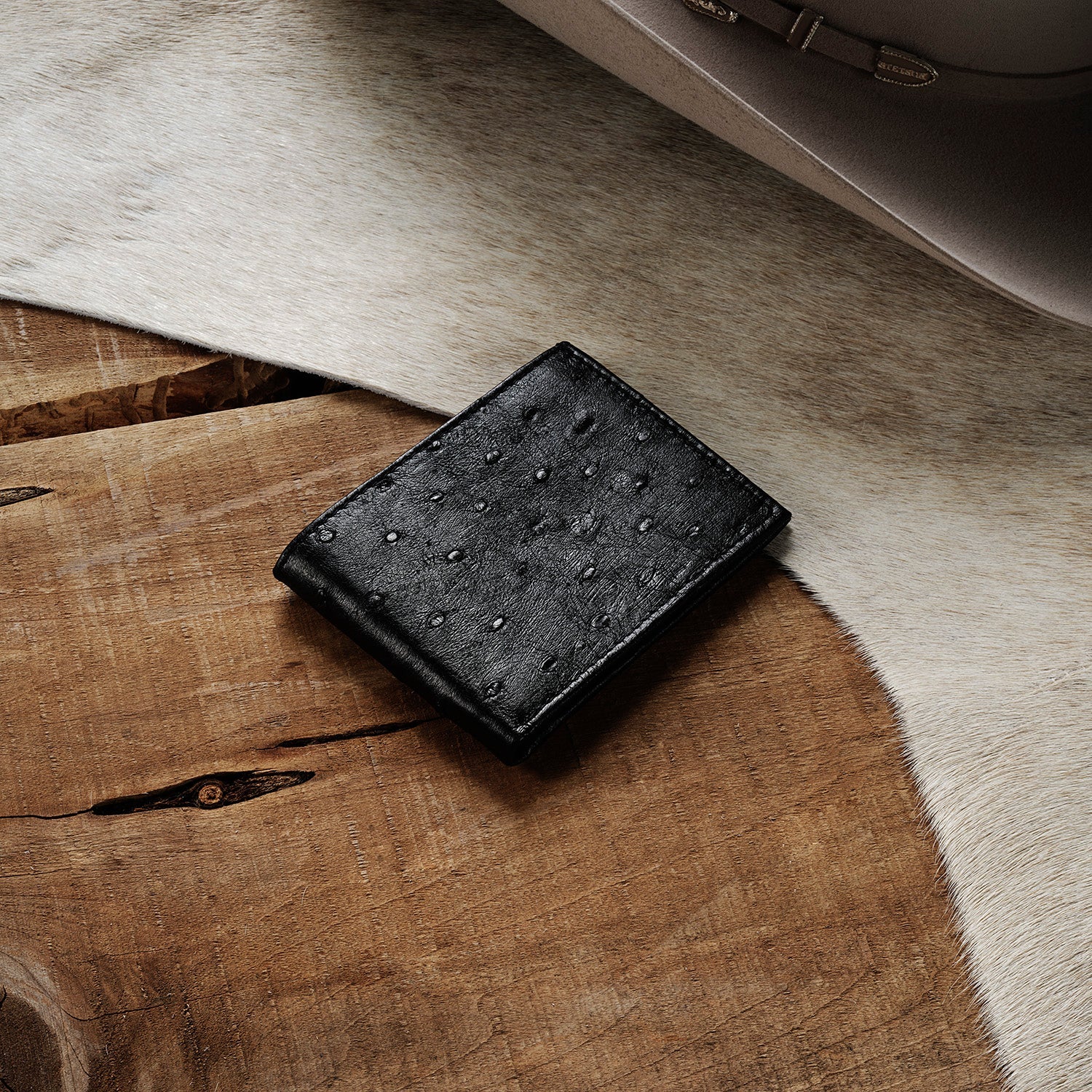 Ostrich Bi-Fold Wallet Black Classic | Stetson Men